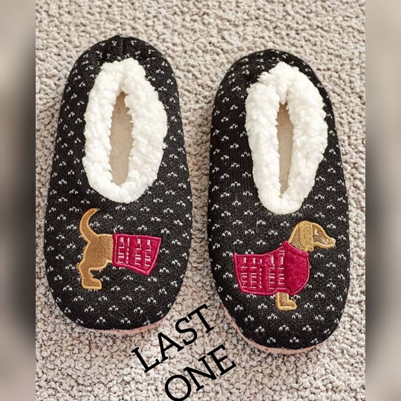 Accessories - 5⭐ rated 💙Dachshund Slipper Socks